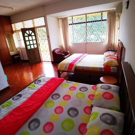 Lpm Room Tanjung Bungah  Exterior photo