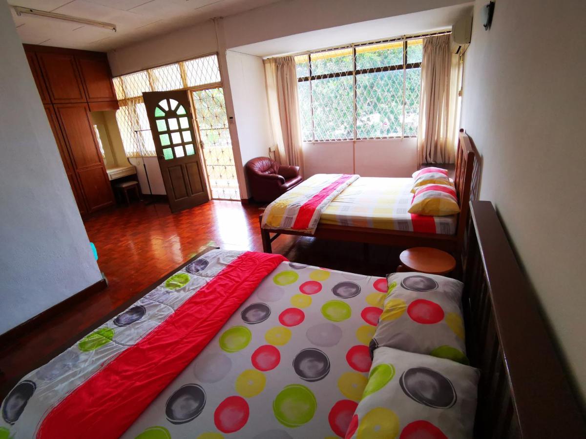 Lpm Room Tanjung Bungah  Exterior photo