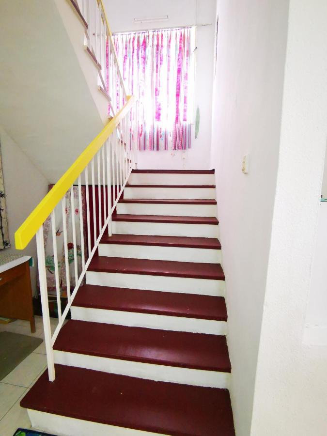 Lpm Room Tanjung Bungah  Exterior photo